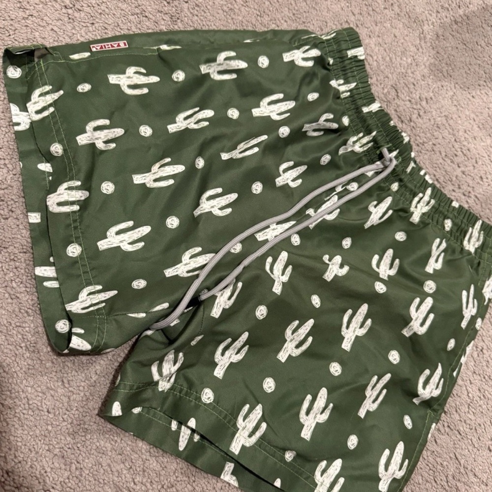 Bahia do Brasil Green Cactus Print Men's Swim Shorts